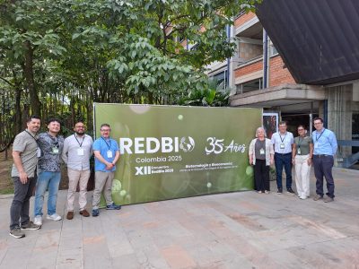 Delegación de U. Autónoma presenta proyectos de biotecnología en XII Encuentro REDBIO 2025