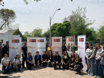 Universidad Autónoma de Chile participa en ferias comunitarias en el Mes de la Persona Mayor en San Miguel 