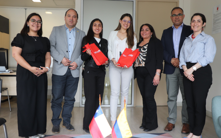 Estudiantes de Colombia realizan pasantía de investigación en la Universidad Autónoma de Chile