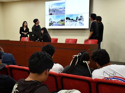 Estudiantes de Arquitectura que participaron en la Bienal de São Paulo compartieron su experiencia con la comunidad universitaria