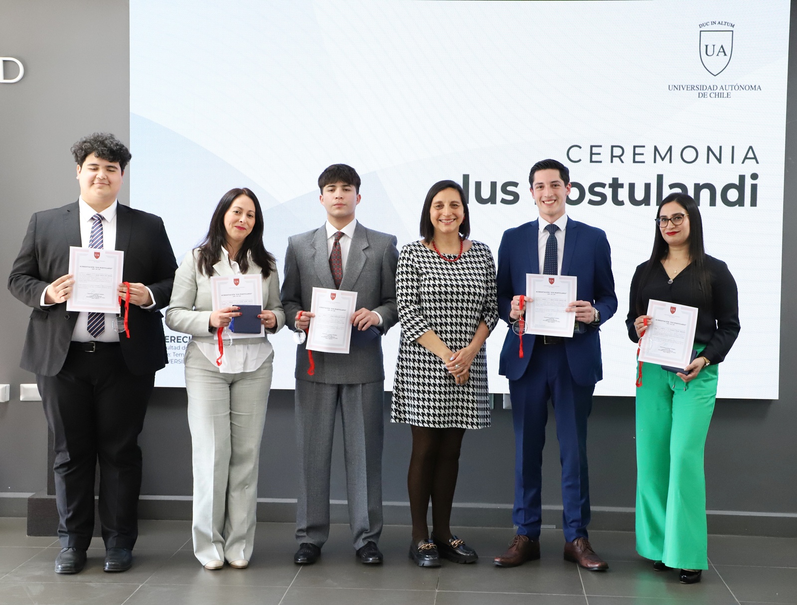 FOTO ceremonia ius postulandi 2