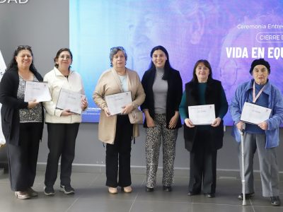 “Vida en equilibrio”: proyecto de la U. Autónoma fortaleció vínculos y bienestar en personas mayores de Temuco