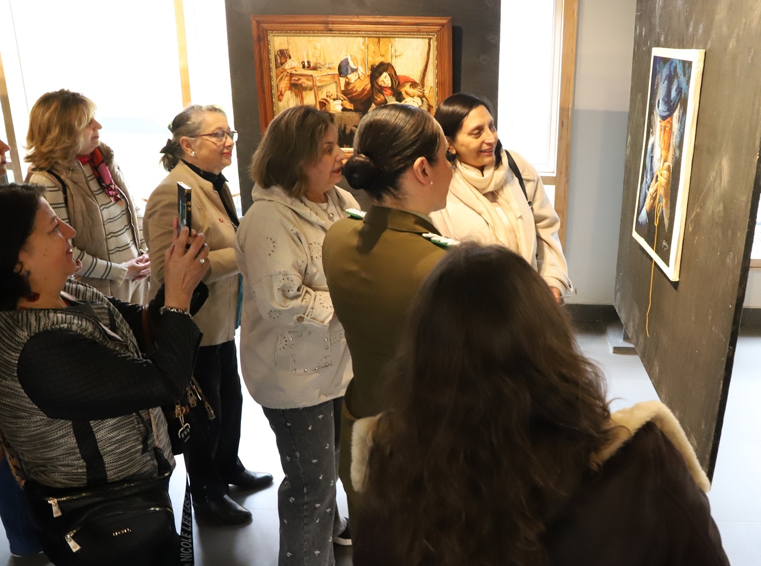 FOTO exposicion bordados de la memoria 3