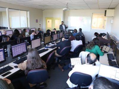 U. Autónoma de Chile impulsa reflexión sobre IA en la educación junto al experto internacional Irving Hidrogo