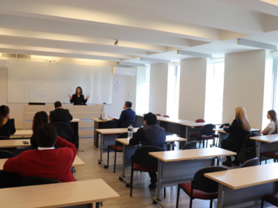 Jornada de simulación interdisciplinaria unió a las Clínicas Psicológica y Jurídica en experiencia judicial realista