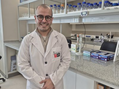 Investigación de la Universidad Autónoma estudia los posibles efectos del consumo intensivo de alcohol en los riñones