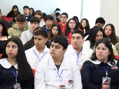 Jornada de Buenas Prácticas reunió a docentes y estudiantes de Pedagogía en Educación Básica con mención en Matemática
