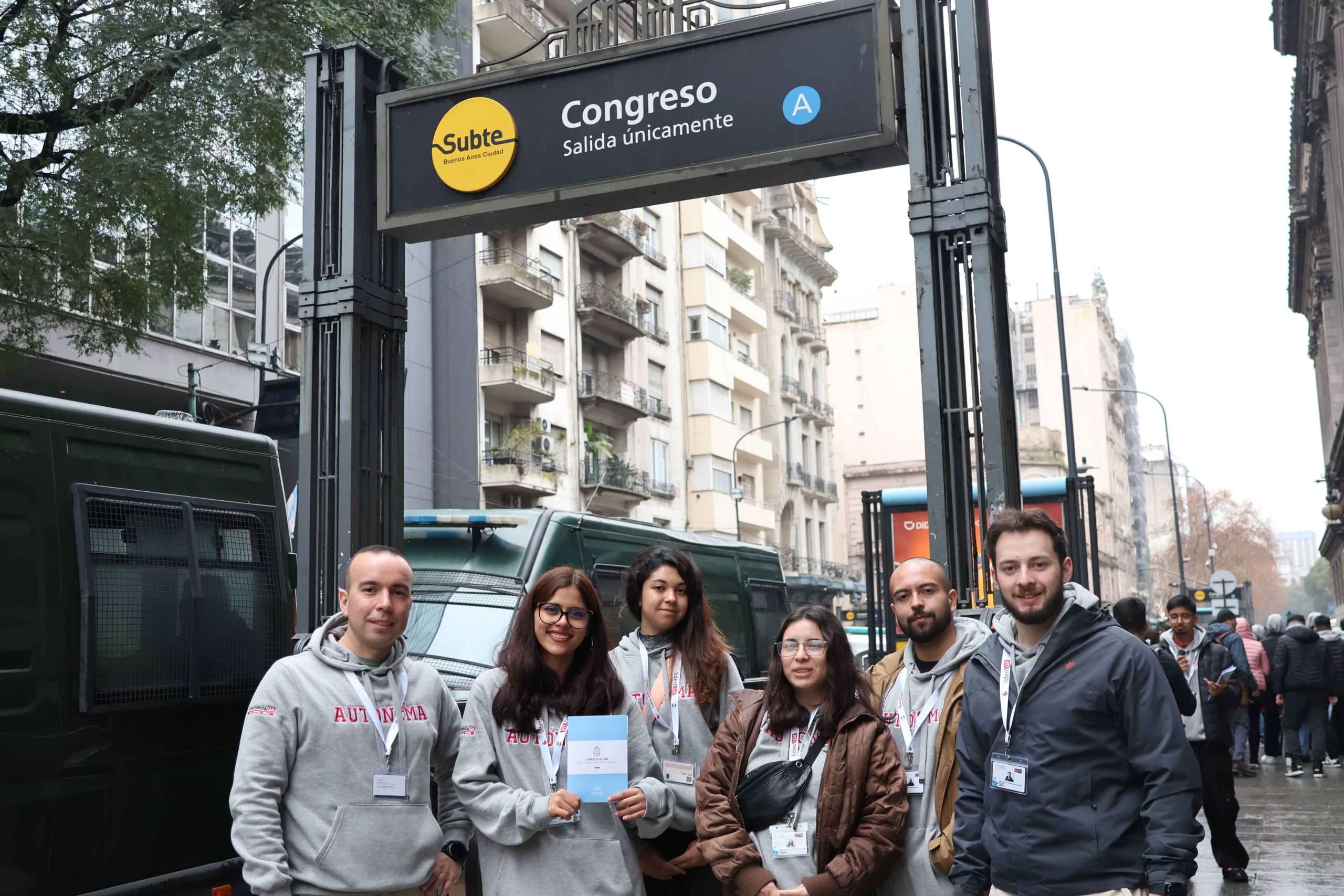 lideraua25 04 scaled