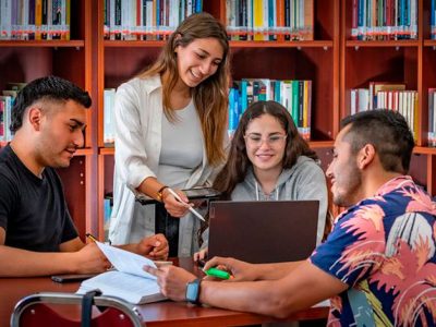 En la Autónoma integramos la calidad en todo lo que hacemos