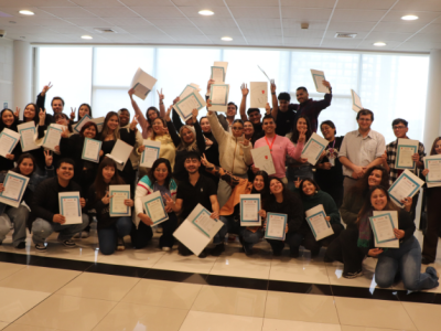 Estudiantes fortalecen sus habilidades en el II° Curso de Liderazgo y Servicio Público de en Sede Santiago