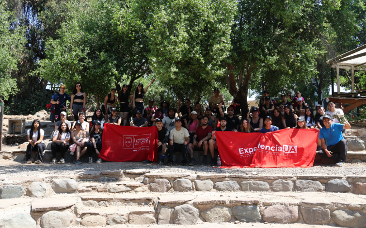 Estudiantes vespertinos fortalecen su liderazgo en jornada de trekking realizada en el Parque Aguas de Ramón