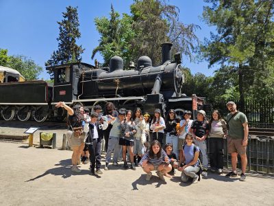 Convenio Cecrea-UA: niños y niñas de La Ligua visitaron museos emblemáticos del Parque Quinta Normal