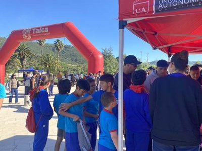 Estudiantes de Pedagogía en Educación Física organizaron Corrida Escolar junto al DAEM de Talca