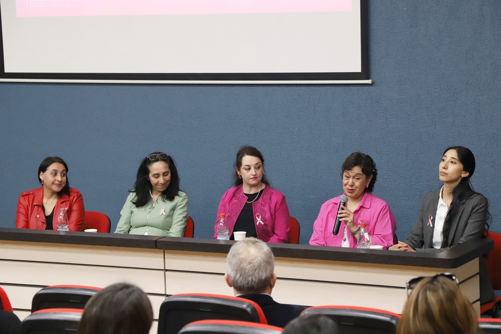 FOTO conversatorio cancer de mama administracion publica 2
