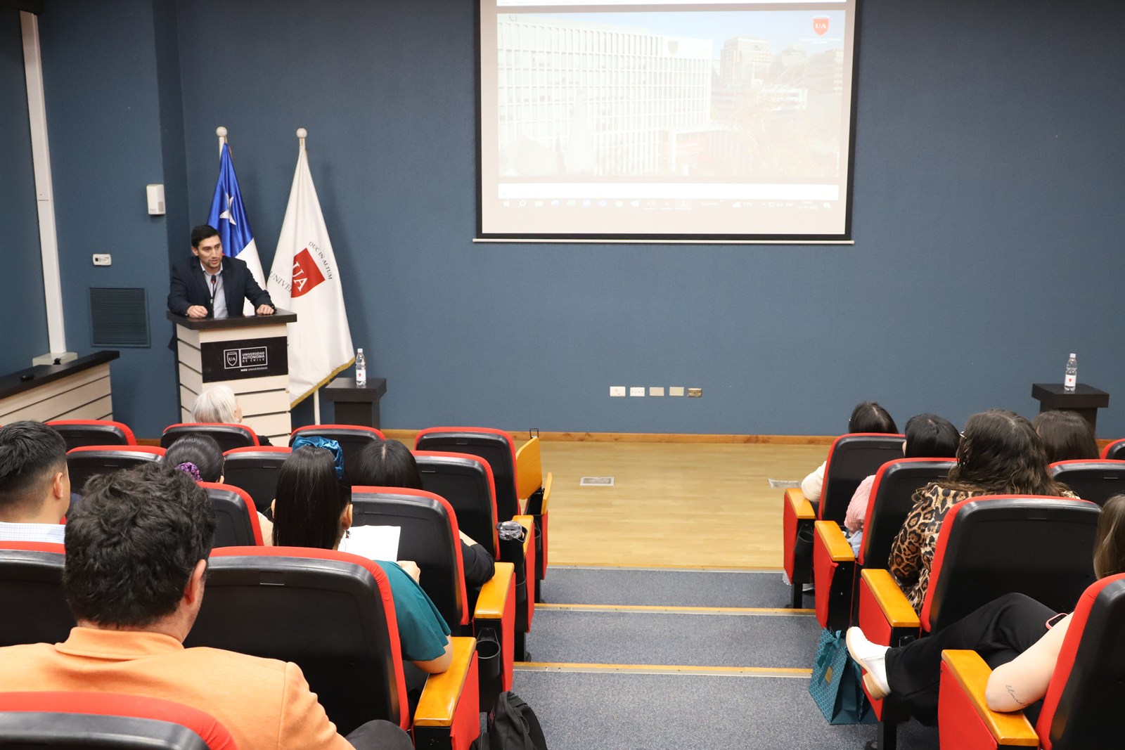 FOTO jornada de iniciacion cientifica 1