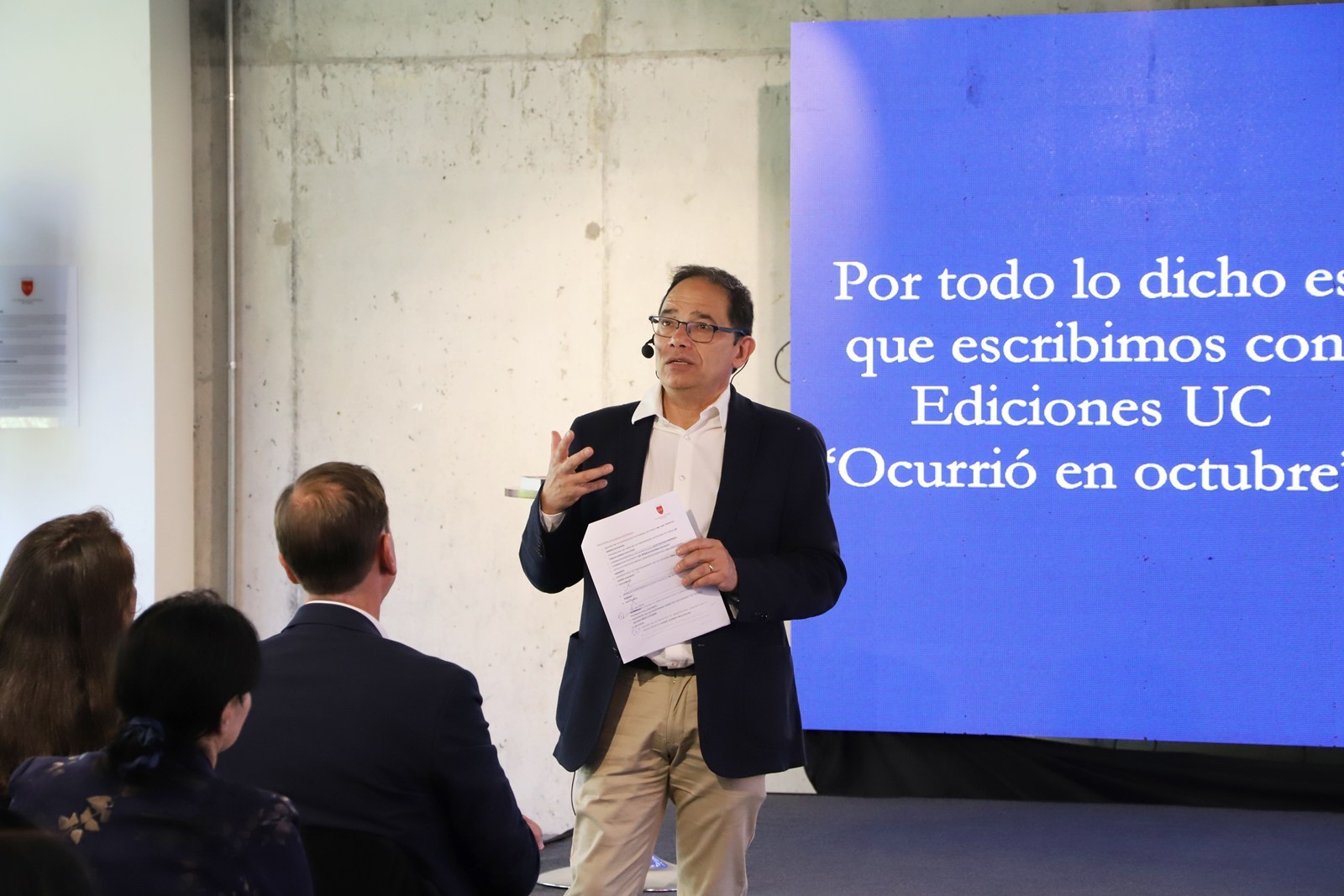 FOTO presentacion libro ocurrio en octubre 2