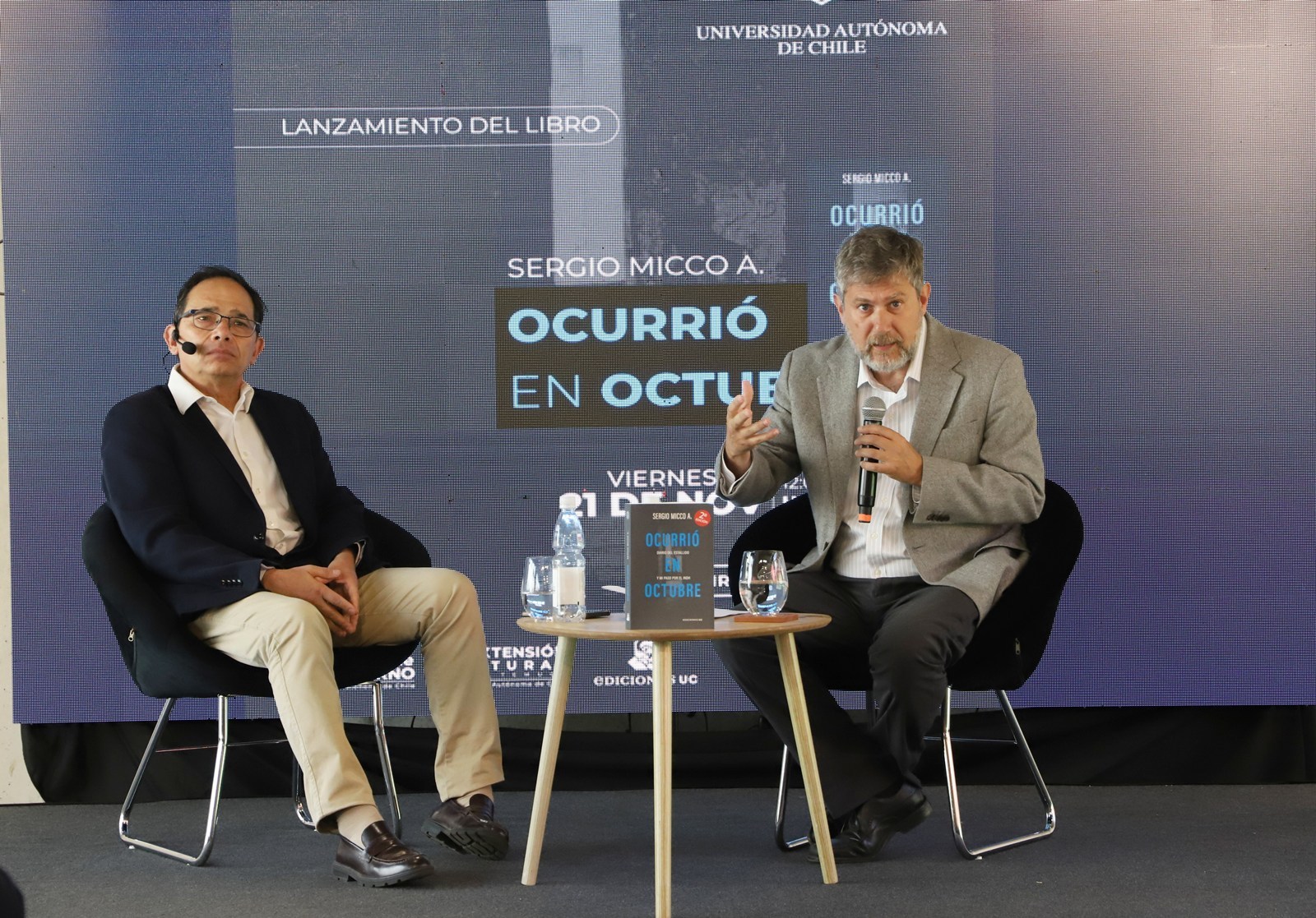 FOTO presentacion libro ocurrio en octubre 3