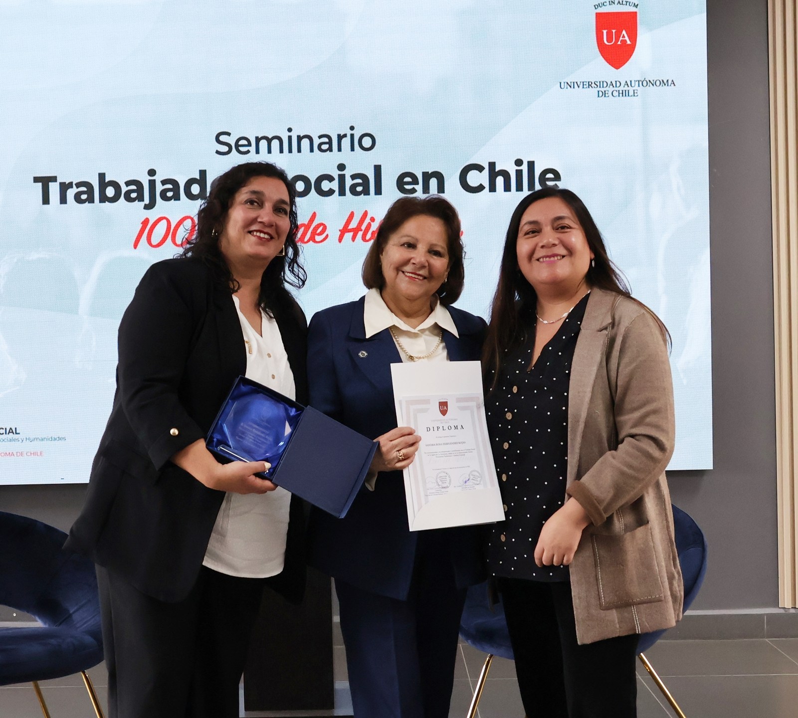 FOTO seminario trabajo social 2