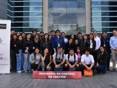 Estudiantes de Ingeniería en Control de Gestión visitaron Data Center de UFINET en alianza con la Cámara Chileno Colombiana de Comercio