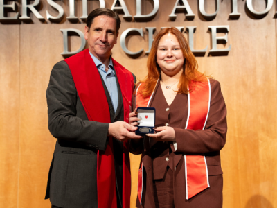 Mes de Titulaciones continúa con ceremonias de Arquitectura, Construcción y Medioambiente e Ingeniería en Sede Santiago