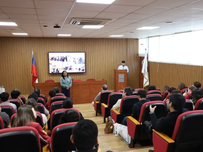 Escolares participan en Seminario Internacional y proyectan el futuro de la ciencia en Chile