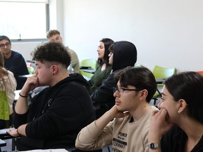 Escuela de Ayudantes impulsa formación en liderazgo en Sede Talca