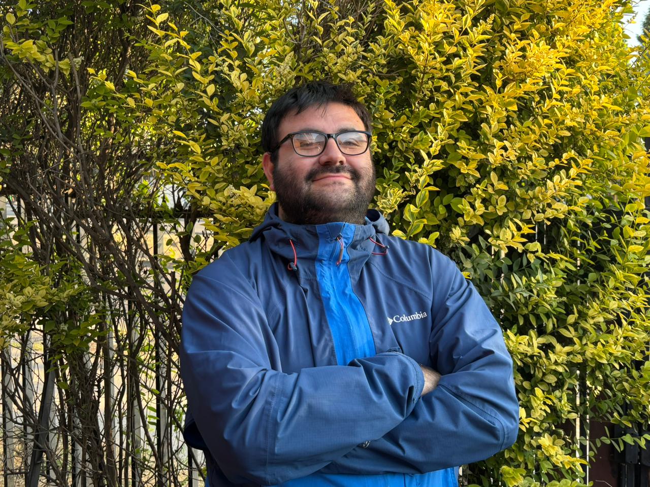 Investigador de la U. Autónoma explora fenómenos magnéticos emergentes en el nanomundo