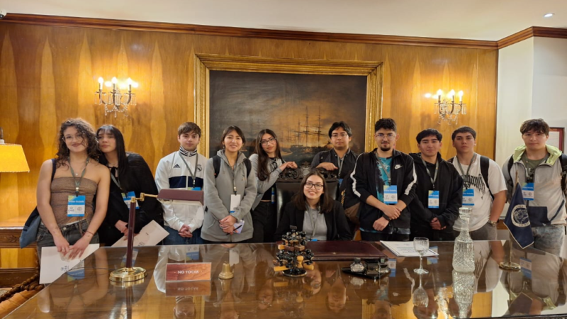 Estudiantes de Administración Pública realizan dos visitas a la Contraloría General de la República