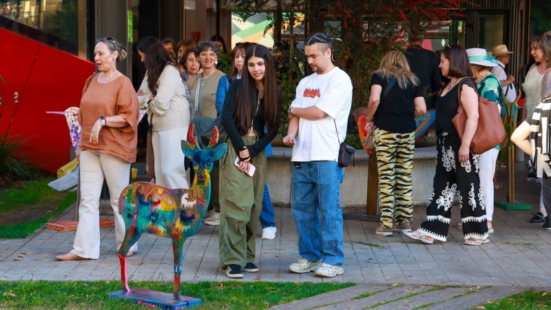 U. Autónoma y Fundación Huilo Huilo inauguran muestra itinerante que fortalece la conciencia ambiental y cultural de Chile