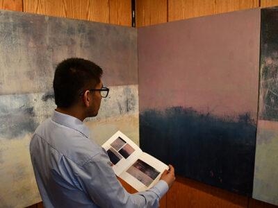 Universidad de Chile Sede Talca inauguró exposición “El lugar anterior” del artista visual Marcelo Vergara