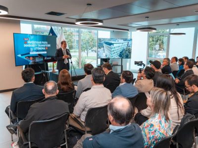 Universidad Autónoma presentó su portafolio de investigación aplicada en encuentro realizado en Huechuraba