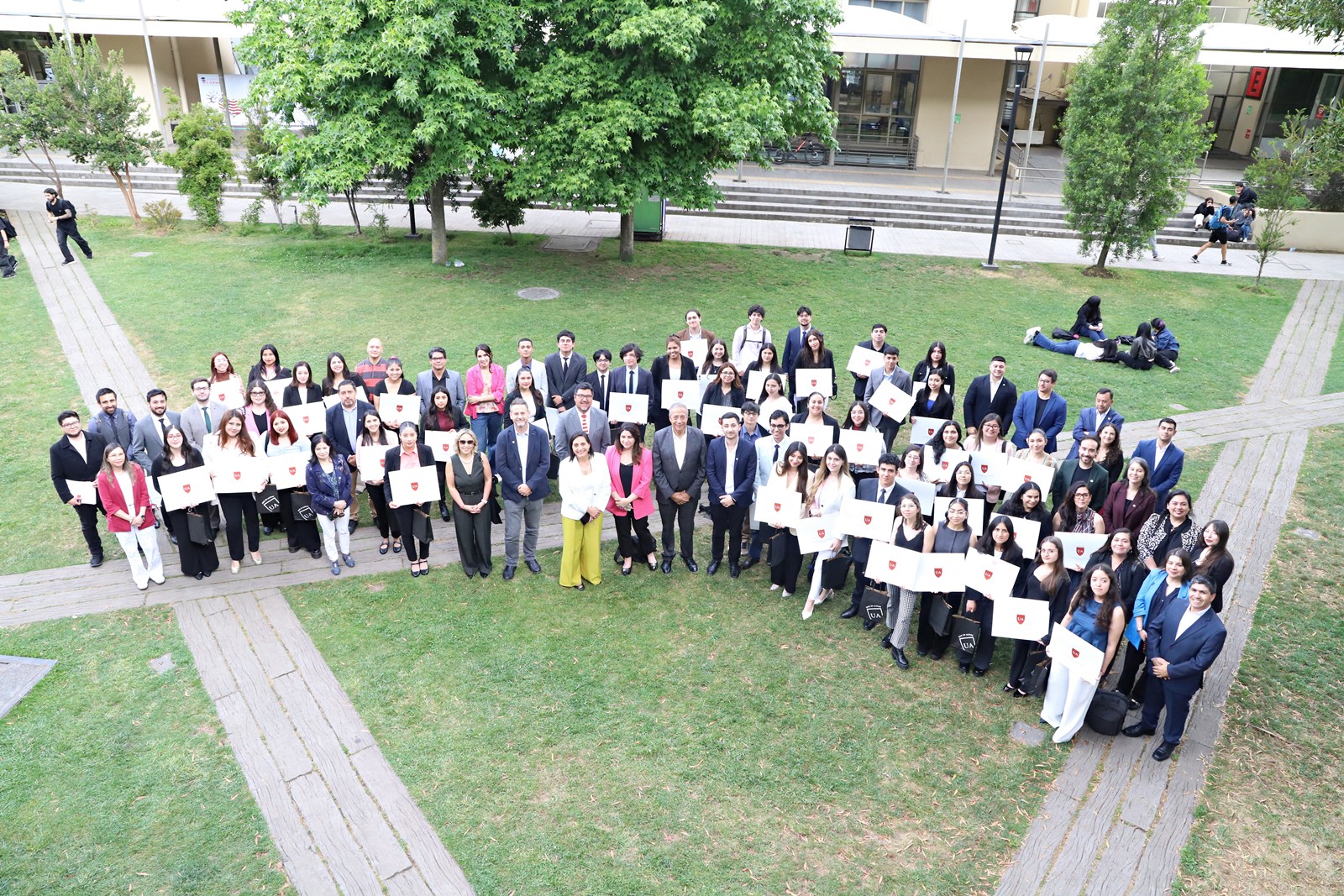 FOTO certificacion escuela de ayudantes 1