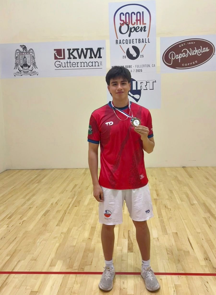 FOTO estudiante triunfa en torneo internacional 1