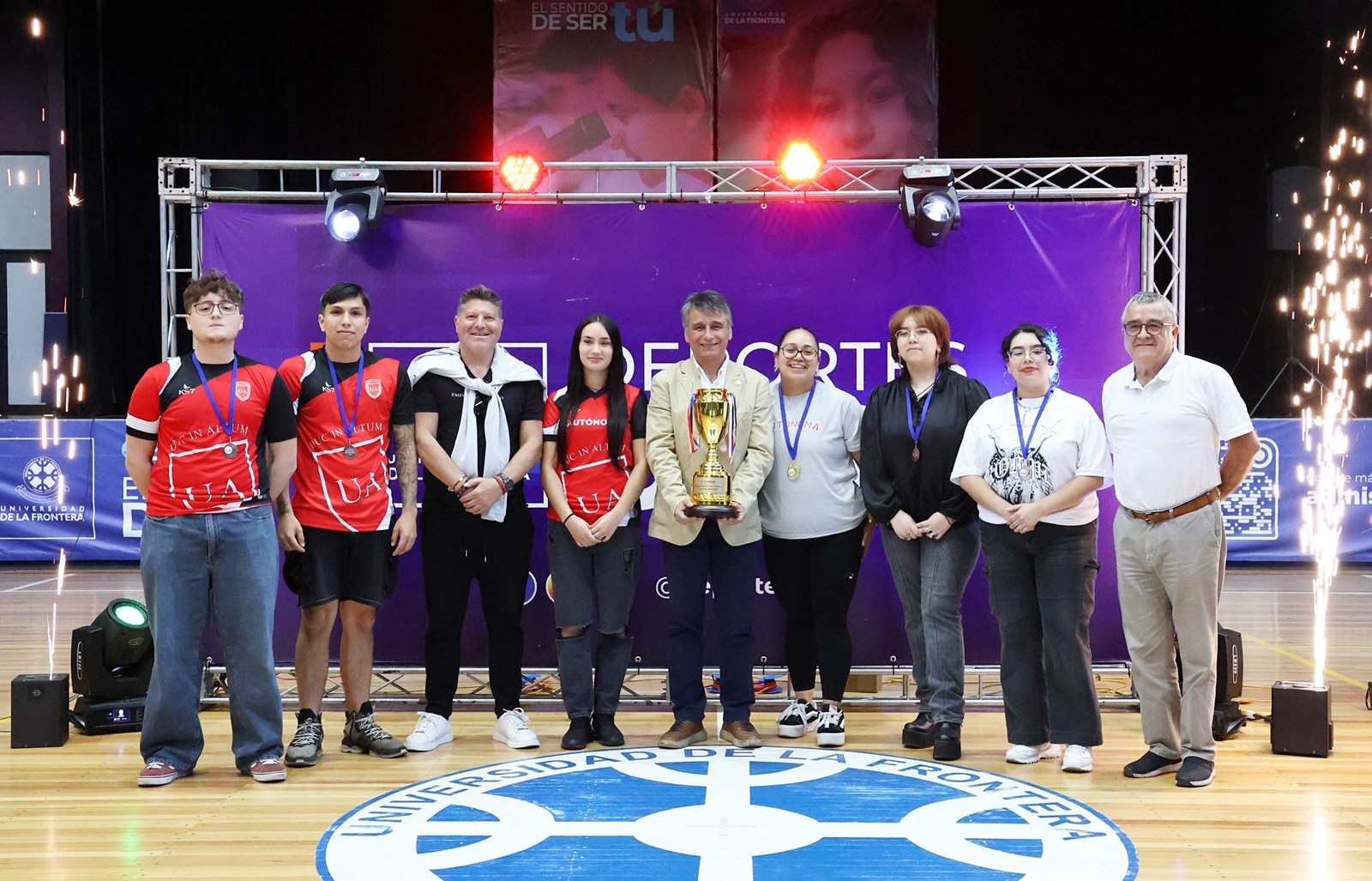 FOTO premios juegos univerciudad 3