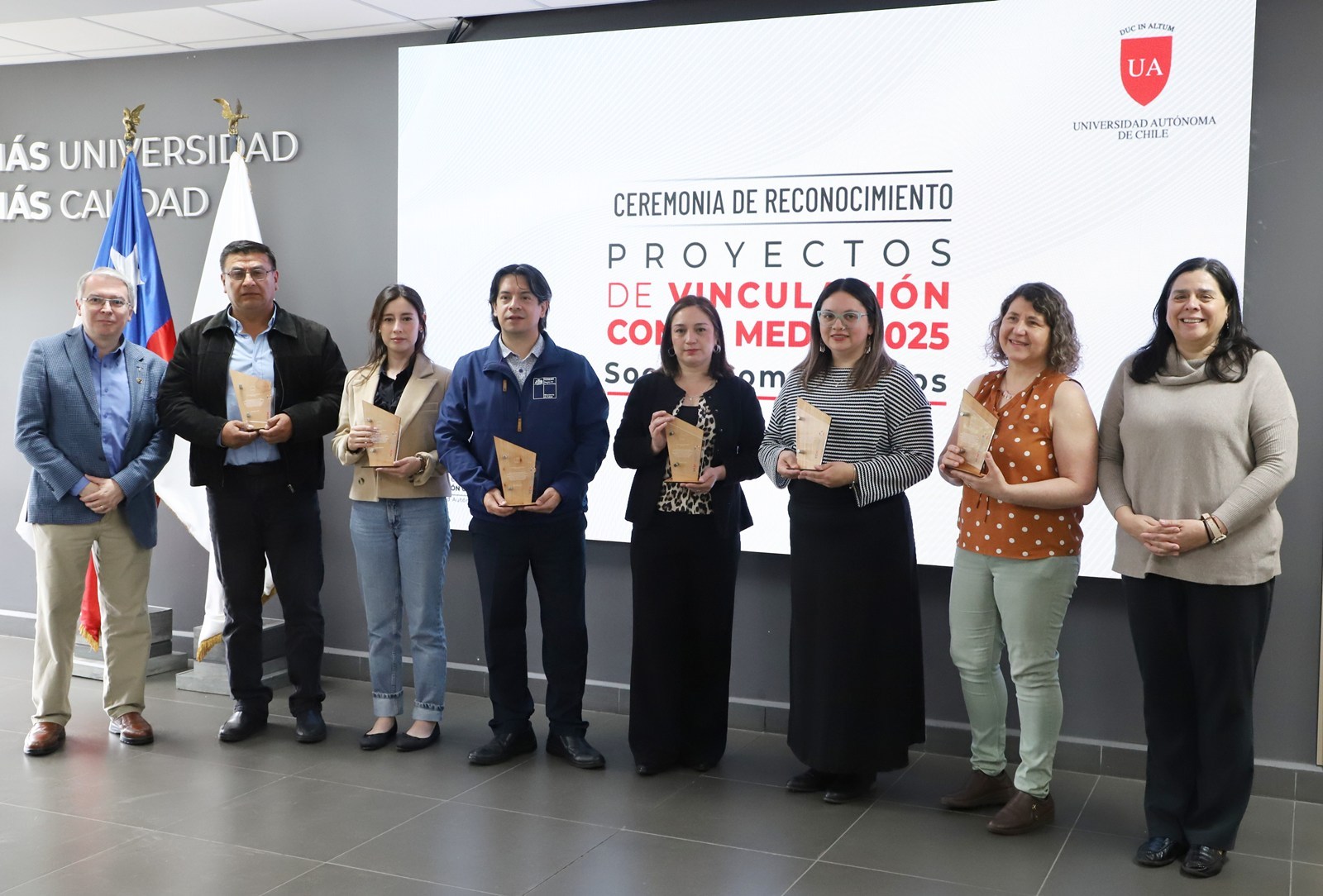 Universidad reconoce a socios estratégicos y líderes de proyectos de Vinculación con el Medio 2025