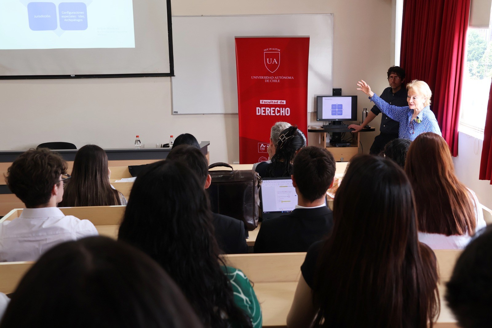 FOTO visita dra. maria teresa infante 2