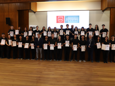 Licenciatura de estudiantes de Medicina marca el inicio del internado de futuros médicos de la Universidad Autónoma