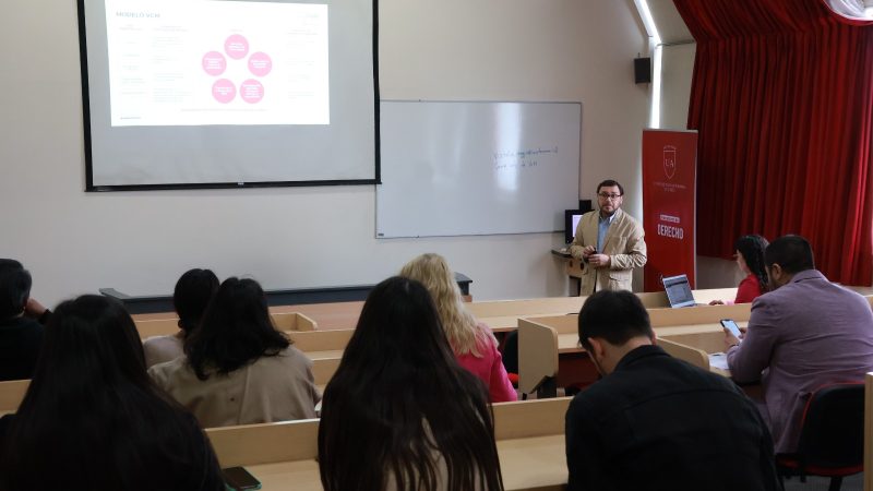 Dirección de Vinculación con el Medio presenta lineamientos para fondos concursables 2026