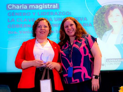 Directora CTGénero dicta charla sobre gobernanza universitaria con perspectiva de género