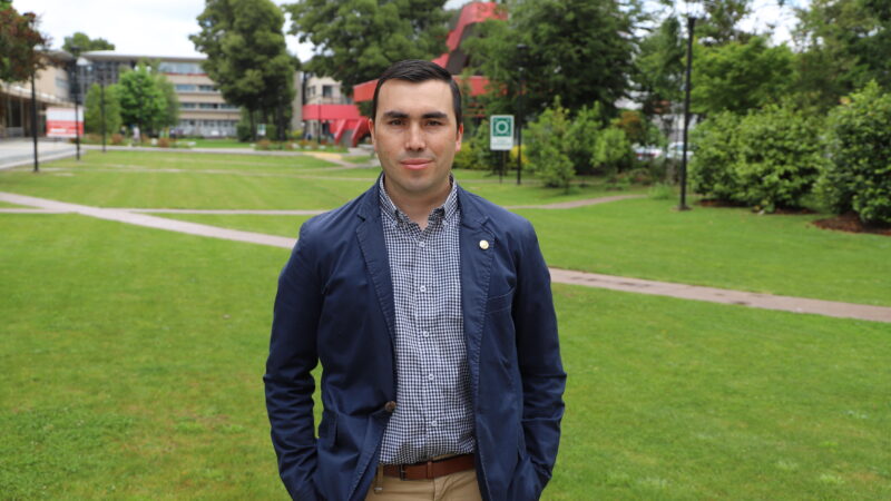 Investigador UA indaga sobre desafíos emergentes del sistema educativo