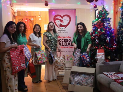 Universidad Autónoma impulsa la solidaridad navideña con el “Árbol de los Sueños”