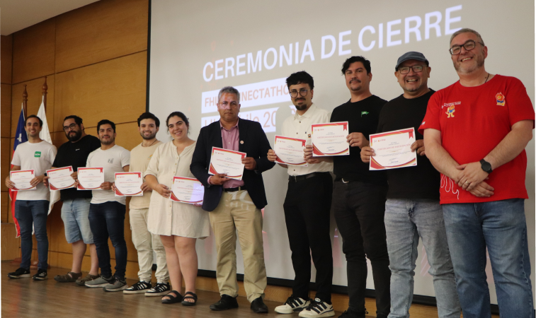 Universidad Autónoma Sede Santiago cierra el HL7 Connectathon Chile 2026 con entrega de certificaciones a equipos participantes