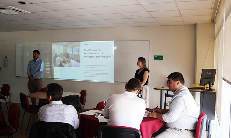 Universidad Autónoma impulsa jornada de co-creación para fortalecer la formación de emprendedores del Maule