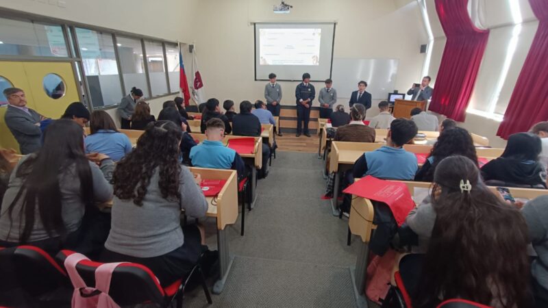 Estudiantes de liceos comerciales de La Araucanía presentaron innovadores proyectos en encuentro regional de emprendimiento