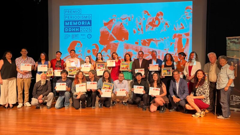 Estudiantes de Periodismo obtienen Mención Honrosa en Premio de Memoria y Derechos Humanos 2025