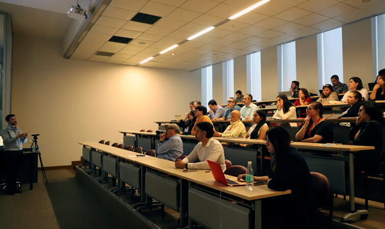 Preparamos a nuestros profesores para integrar la IA