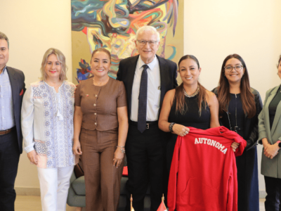 Estudiantes nacionales e internacionales culminan Diplomado en Rehabilitación Estética