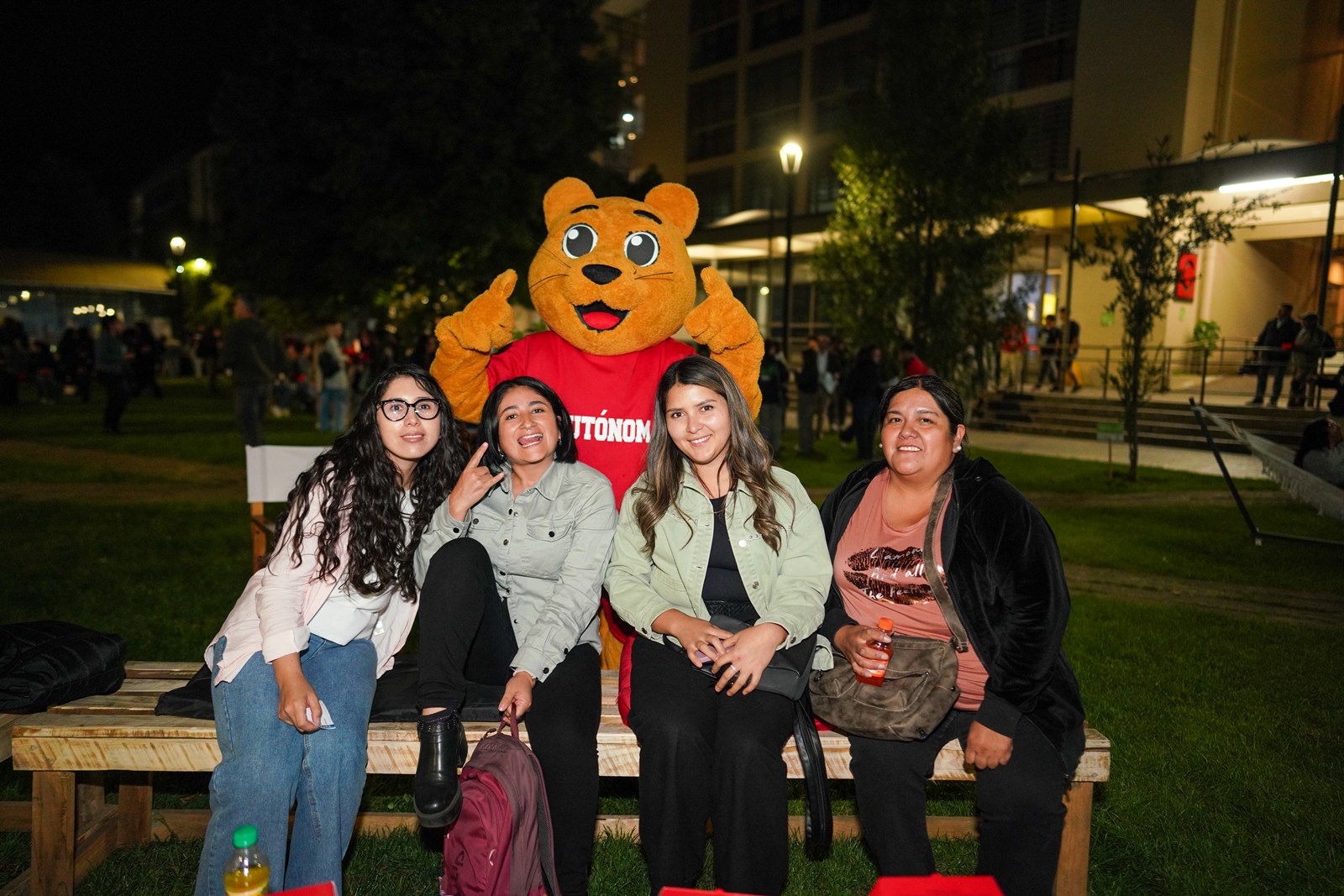 FOTO bienvenida estudiantes nuevos 7