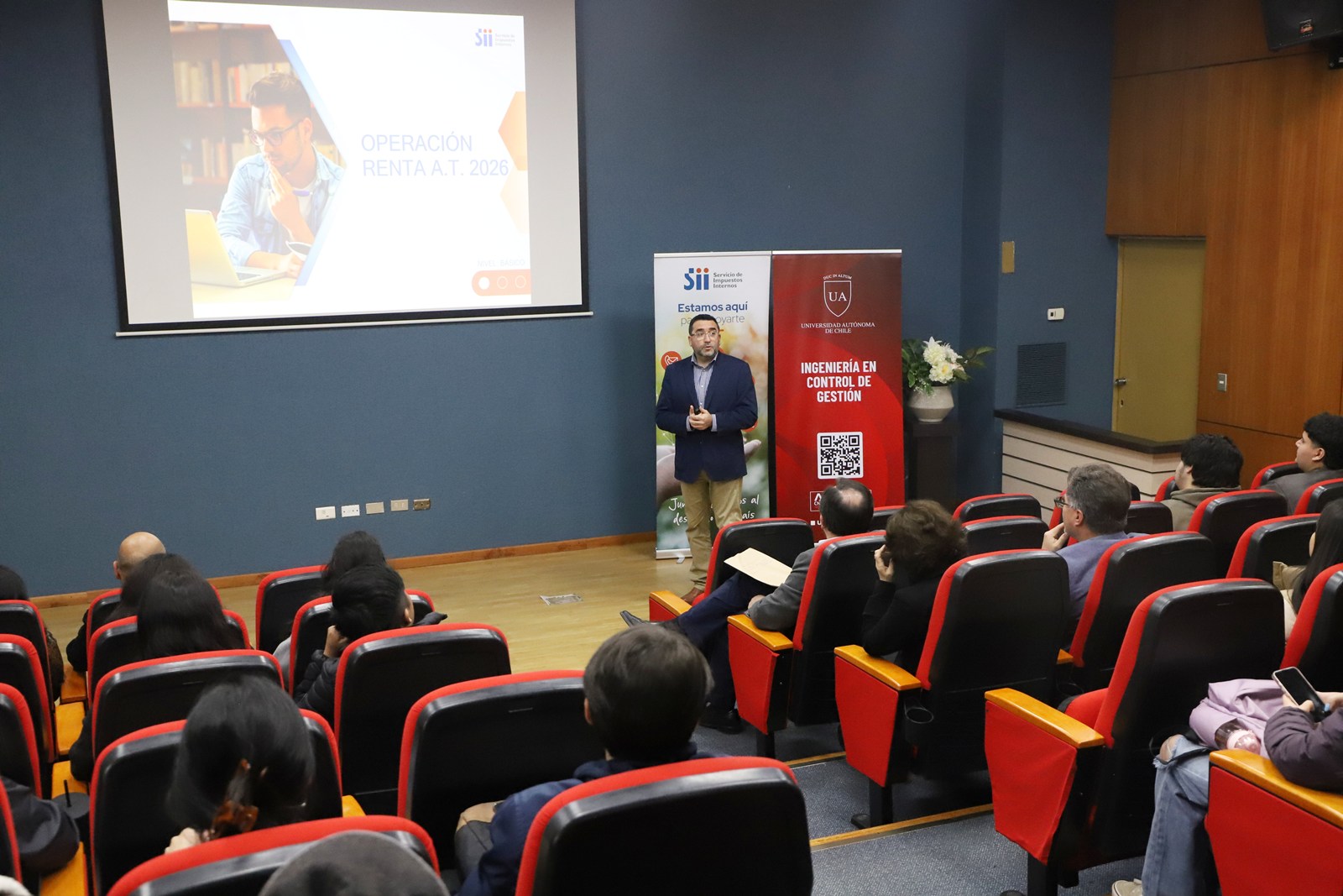 FOTO charla operacion renta 1