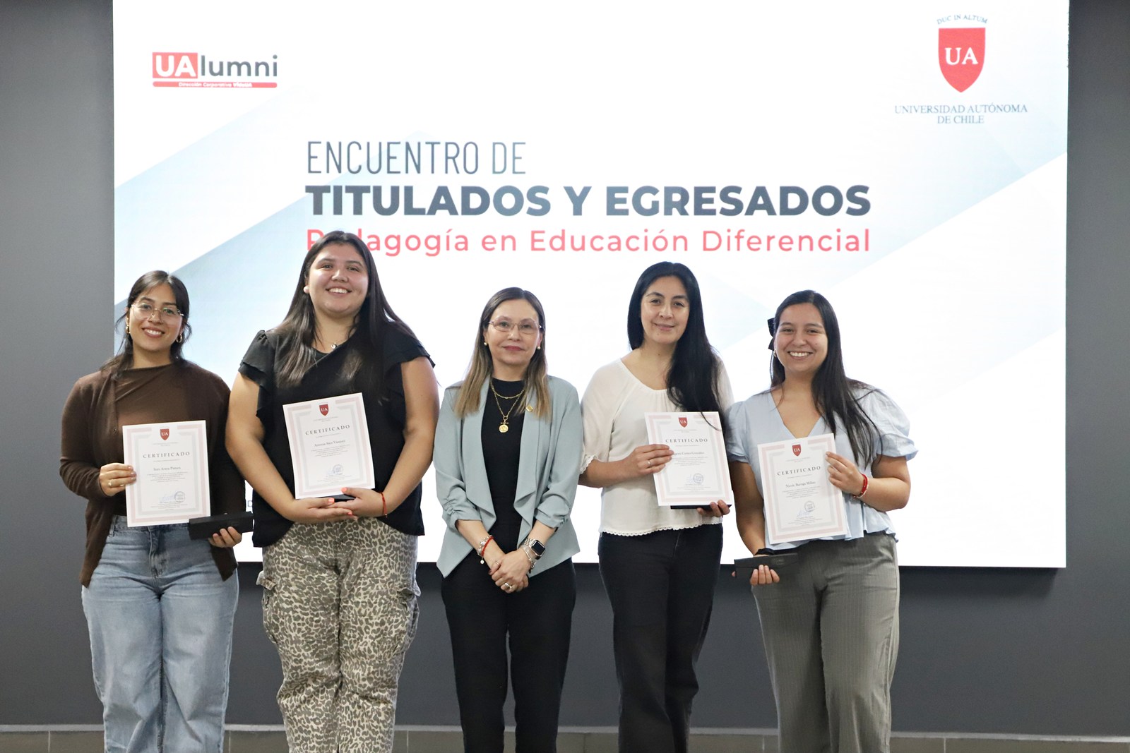 FOTO encuentro titulados diferencial 1